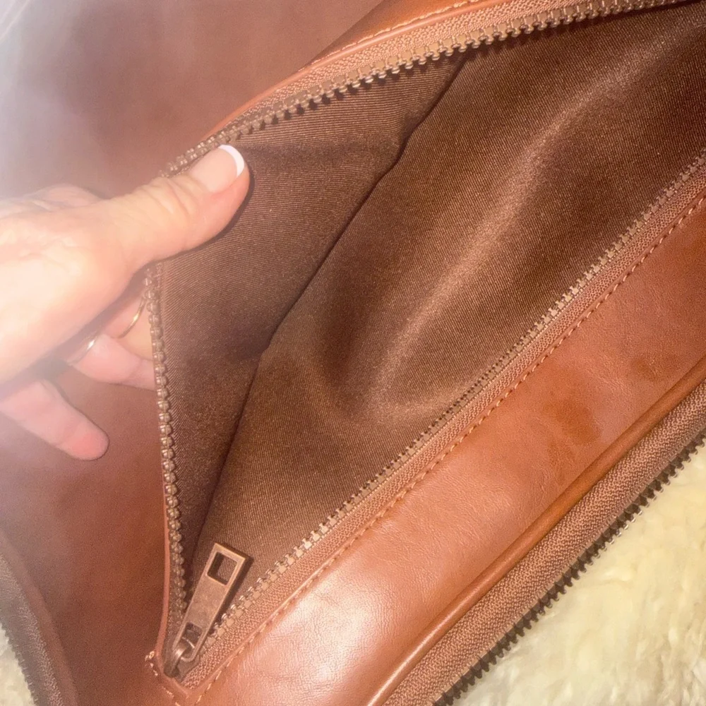 Elegant Tan Leather Laptop Bag for Men